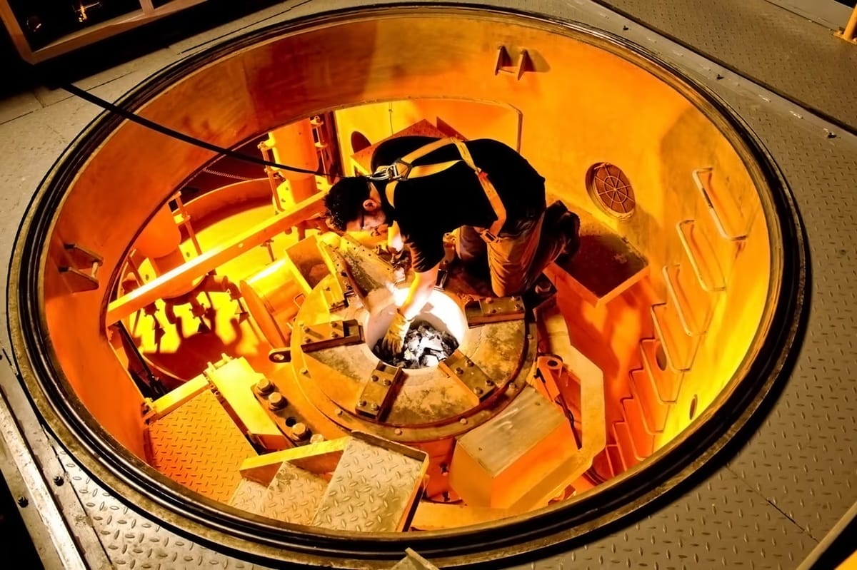 Less Common Metals Terres rares Lacq