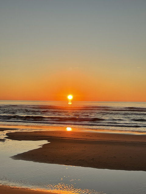 Petit Nice soleil couchant  @Aqui.Media