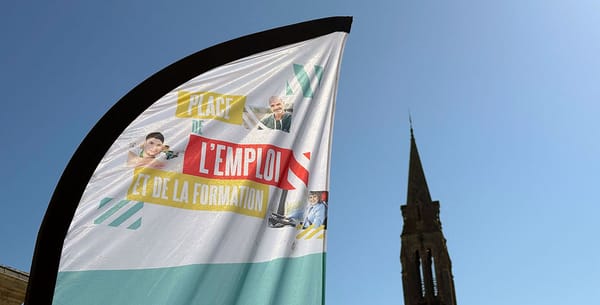 Emploi Nouvelle-Aquitaine : succès pour la tournée des Places de l’emploi et de la formation 2025